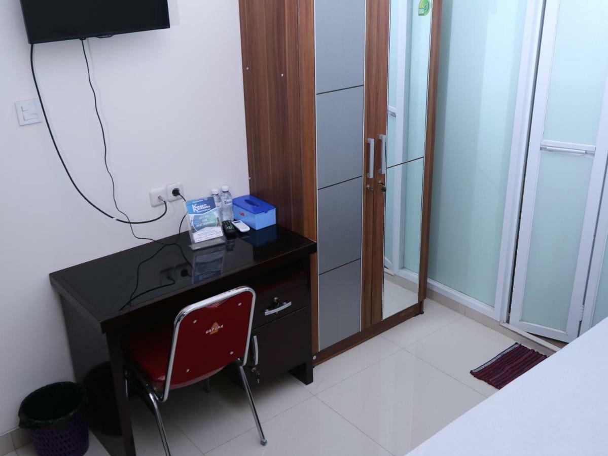 Kamar Keluarga Tanah Abang Hotel Jakarta Ngoại thất bức ảnh