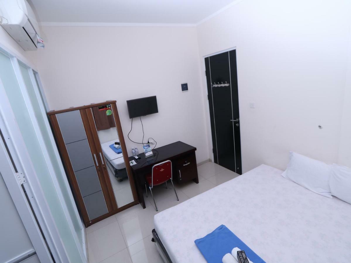 Kamar Keluarga Tanah Abang Hotel Jakarta Ngoại thất bức ảnh